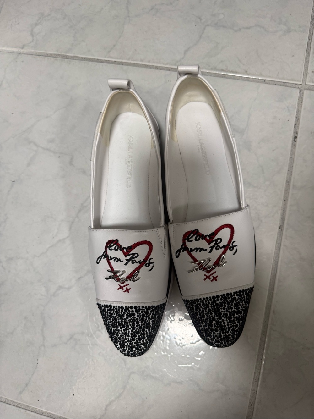 Karl Lagerfeld White Slip-On Flats with Red Heart and Black Sparkle Toe